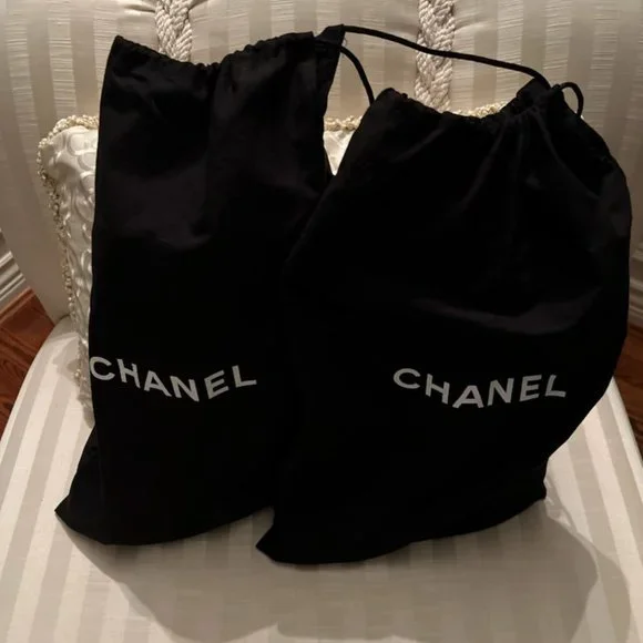 Authentic CHANEL Boots - Picture 4 of 10